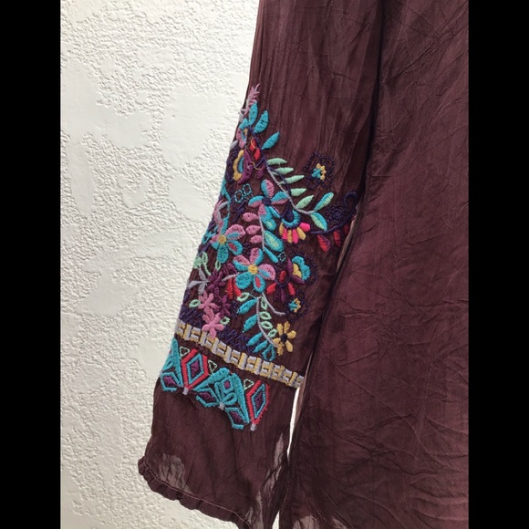 JOHNNY WAS burgundy tunic - Picture 3 of 5